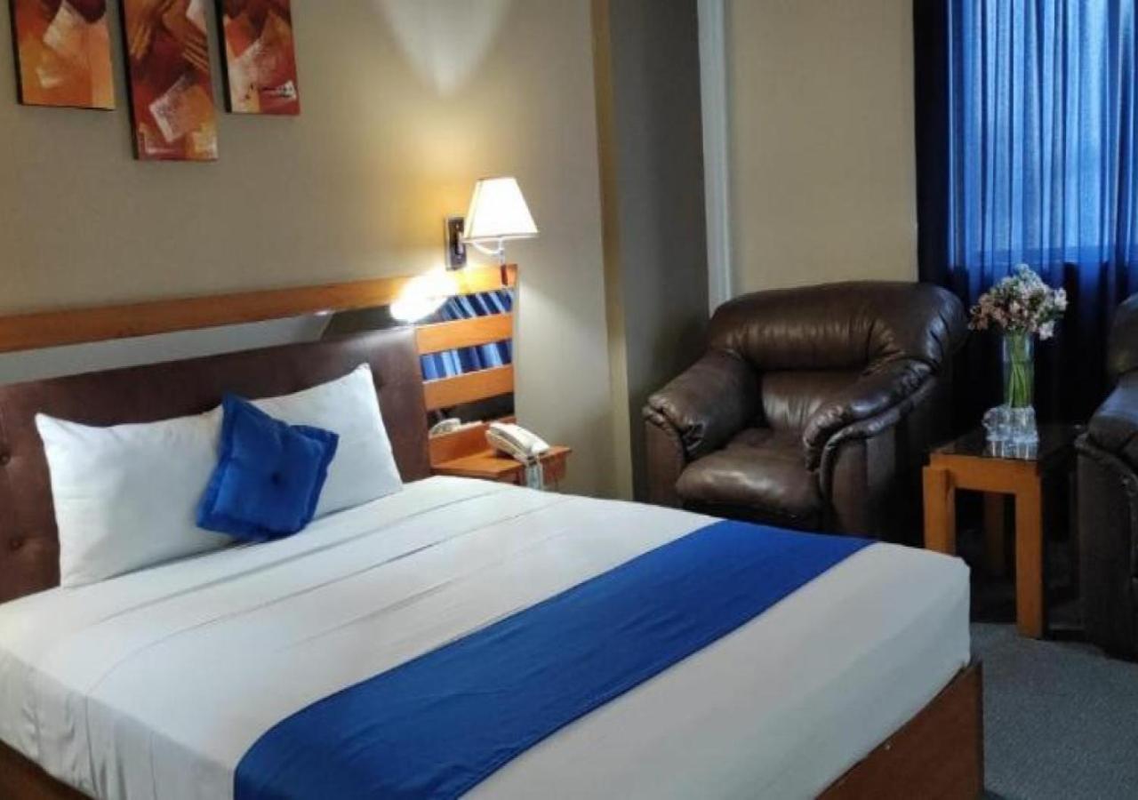 Blue Star Hotel Lima Extérieur photo