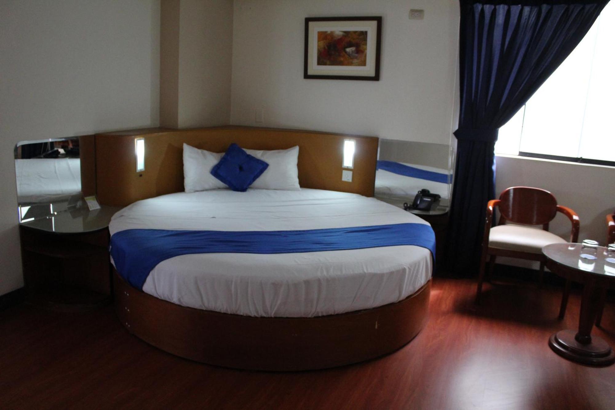 Blue Star Hotel Lima Extérieur photo